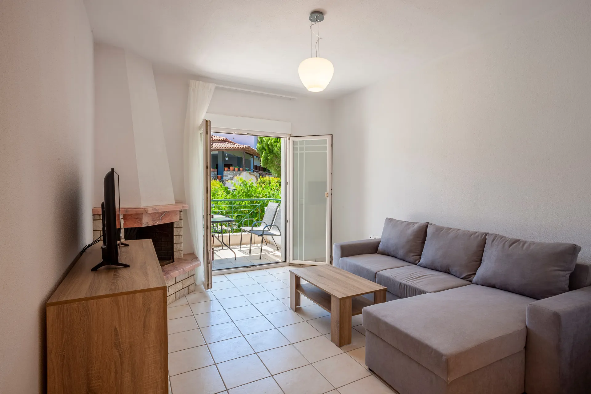 Tiara Holidays - Aris Luxury - Maisonette - living room
